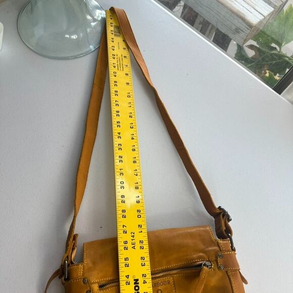 Harbour 2nd Crossbody Bag Leather Cotton Lining Magnetic Zipper Adjustable Strap - Picture 13 of 14